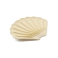 Shell-shaped cream silicone soap dish with a unique scalloped edge and ribbed drainage - Shell Style / Creamy White