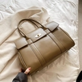 Sac fourre-tout classique en cuir kaki avec poignées rondes et fermoir doré rotatif - Kaki