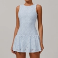 Robe de sport sans manches en dentelle bleu clair avec ourlet à volants et mesh respirant - L / Bleu d'Eau