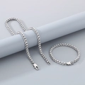 Dettaglio della collana e del bracciale a maglia in acciaio inossidabile con chiusura a moschettone - Fibbia Giapponese / Bracciale 20CM / Color Acciaio