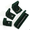 Ensemble de quatre boîtes à bijoux en velours vert foncé pour bagues et colliers - Boîte à bague / Vert (Velours)
