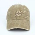 Casquette de baseball vintage kaki délavé avec broderie OKO rose et détails usés - Kaki