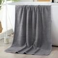 Grande serviette de bain gris anthracite en polaire corail avec motif à chevrons - 80x160cm / Motif de blé/Gris clair