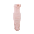 Dettaglio dell'abito aderente rosa a fascia con grande fiore 3D e tessuto arricciato - S / Rosa