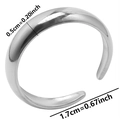 Detalle de 0,5 cm de ancho y 1,7 cm de diámetro en el anillo de acero ajustable - Plateado