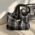 Classic black and white checkered woolen tote bag with long straps and logo label - Retro Bronze
