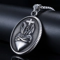Collar colgante cruz Sagrado Corazón de Jesús en acero inoxidable plateado para hombre - Colgante Sagrado Corazón Color Acero Pulido (A0312) / Solo Colgante