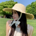 Light wood straw sun hat with elegant white lace ribbon for women's beach vacations - Diamond Lace Beige