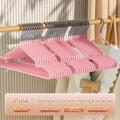 Pink non-slip seamless clothes hangers with thickened frame and metal hook in a 10-pack - Pink (Thickened 55g)