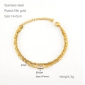 Détail du bracelet double couche en acier doré 18K avec incrustation de zircon cubique - Or 18K / Doré