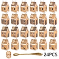 Set mit 24 Weihnachts-Lebkuchenhaus-Kraftpapier-Süßigkeitenboxen mit Schneeflocken-Anhängern - S895 (Set von 24 / 4 Stile + Bindfaden + Anhänger)