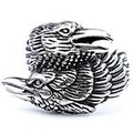 Detail of vintage gothic raven bird ring in silver finish with feather texture engraving - 25202