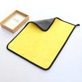 Detail of yellow and grey microfiber car wash towel with black hanging loop and reinforced edge - 25x25cm / Grey-Yellow [400g/㎡]