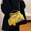 Elegante borsa ricamata gialla con motivo floreale, manico in bambù e nappa decorativa - Oro