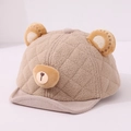 Dettaglio cappello invernale neonato in peluche con orecchie d'orso e tesa in velluto - 48cm / Kaki