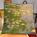 Vierkante zijden sjaal in Monet waterlelies olieverfstijl met donkergroene rand voor dames - Monet Groene Waterlelies