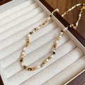 Retro freshwater pearl and agate beaded necklace displayed in a beige jewelry box - Gold-White