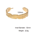 Brazalete abierto de pluma en acero inoxidable chapado en oro de 18k para mujer - Dorado