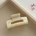 Detail of cream floral and checkered hair claw clip with pink bow patterns in a gift box - 6# Cream Flower Green Plaid Square Clip