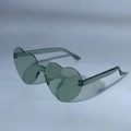 Lunettes de soleil sans monture en forme de cœur vert clair transparent en résine - Vert clair