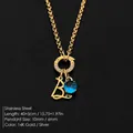 Prachtige roestvrijstalen ketting met letter B en blauwe kristallen hanger in goud - Letter B / Goud