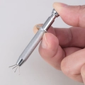 Pinza a 4 punte in acciaio inox per gioielli da piercing con impugnatura zigrinata - Raccoglitore di perline corto