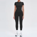 Ensemble de sport sans couture noir 2 pièces avec haut col rond et legging de yoga taille haute - S / Haut Et Bas / Manches Courtes + Leggings / Noir Premium