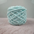 Ovillo de lana de chenilla azul claro para bufandas DIY y proyectos de tejido a mano - Cian Claro (71)