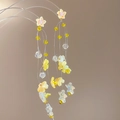 Vista detallada de pendientes florales hechos a mano con cuentas amarillas y estrellas - Borla Transparente de Flor y Estrella Amarilla (19# Aguja de Plata-Amarillo)