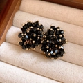 Cluster-Ohrstecker mit facettierten schwarzen Perlen und goldfarbenen Akzenten - 52# Silbernadel Schwarz Gold Beerenball Cluster