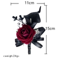 Hochzeits-Ansteckblume mit dunkelroter Rose, schwarzer Calla und Band mit Goldkante - Schwarz Rote Rose Calla Ansteckblume