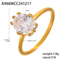 Detailansicht eines ovalen Zirkonrings mit 8,8 mm Stein und Edelstahl-Spezifikationen - US 6 / Gold
