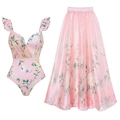 Roze bloemen badpak met bijpassende transparante sarong en ruches voor het strand - S / Roze Eendelig Badpak met Rok