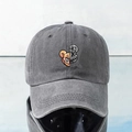Cappellino da baseball vintage grigio lavato con ricamo cartoon e visiera curva - Taglia unica / Grigio