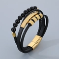 Bracciale multistrato uomo in pelle intrecciata nera con dettagli dorati e chiusura magnetica - Stile A Colore Oro (KB179980-YA)