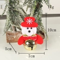 Weihnachtsbär Anhänger mit goldener Glocke und rotem Schneeflockenhut für Tannenbaum - Goldene Glocke Bär