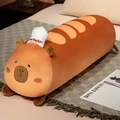 Plüsch-Wasserschwein-Brotkissen mit Kochmütze auf kuscheliger Decke als Deko - Wasserschwein Brot Kissen / 50cm