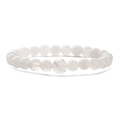 Dettaglio macro del bracciale di perle in pietra naturale bianca con cordino elastico - Pietra Bianca