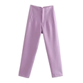 Detailed view of high waist purple casual trousers with front seam and side pockets - XS / Light Purple