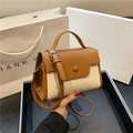 Sac à main bandoulière en cuir marron et paille tressée avec poignée et détails argent - Marron