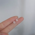 Pair of minimalist 925 sterling silver hollow hexagram star stud earrings for women - Entwined Hexagram / Silver