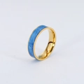 Anello minimalista in acciaio inossidabile placcato oro 18K con smalto blu e finitura liscia - US 6 / Blu-Onda del Mare
