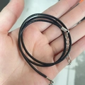 Collier cordon ciré noir 3,0 mm avec fermoir mousqueton argenté et extension - Corde de Cire Noire de 45cm