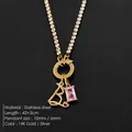 14K vergulde roestvrijstalen ketting met 'B' initiaal en roze kristallen hanger - Letter B / Goud