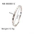 Dimensioni dettagliate del bracciale in acciaio argento con diametro interno di 5,9 cm - Oro 18K / Argento (NB-B6080-S)
