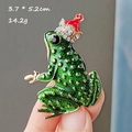 Exquisite frog prince brooch with green enamel and rhinestone crown, 3.7 x 5.2cm size - Gold Base Crown Green Enamel Frog Prince