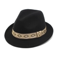 Dettaglio di cappello in lana nero con nastro jacquard vintage e motivi geometrici a rombi - M (56-58cm) / Nero
