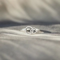 Anillo doble de plata de ley S925 con circonitas blancas de diseño minimalista y elegante - Talla US 6 / Oro Blanco