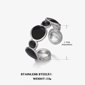 Anillo ajustable de acero inoxidable con incrustaciones de esmalte negro y baño de oro real - Redondo / Estilo Abierto (Ajustable) / Color Acero / Esmalte Negro (ZN337)