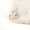 Makroaufnahme Goldring mit blauem Auge und Zirkon auf Naturstein Hintergrund - Einstellbar Offen / Rund (R123002-3)
